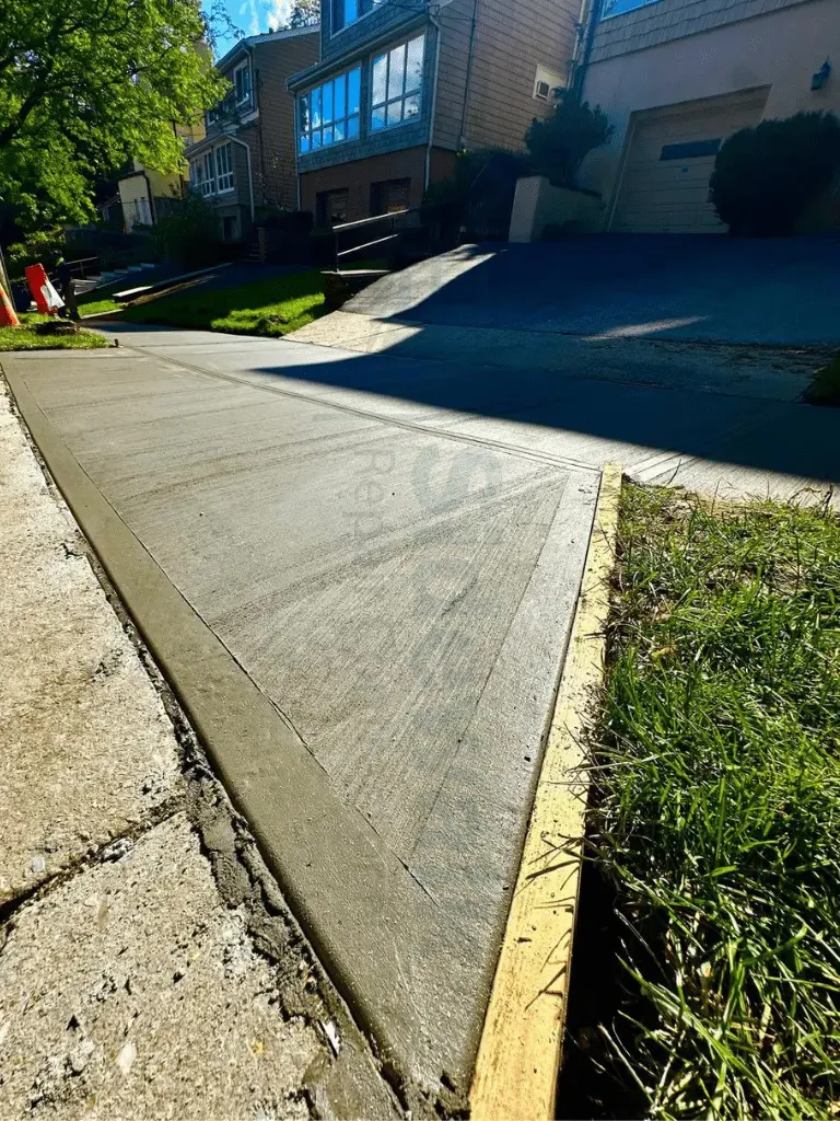 Manhattan Sidewalk Services NYC - Body Image